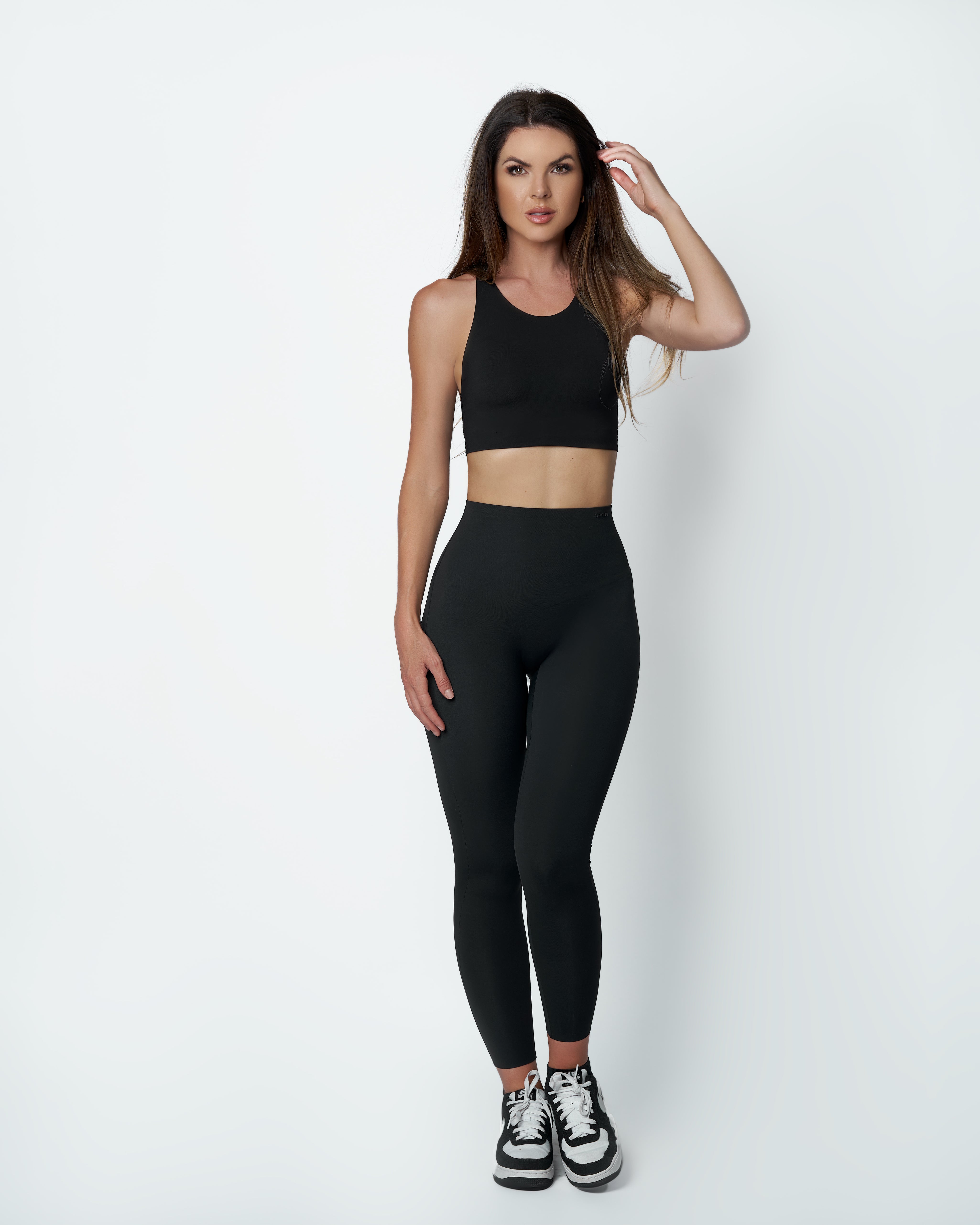 LUXELIFT SPORTS BRA image 1