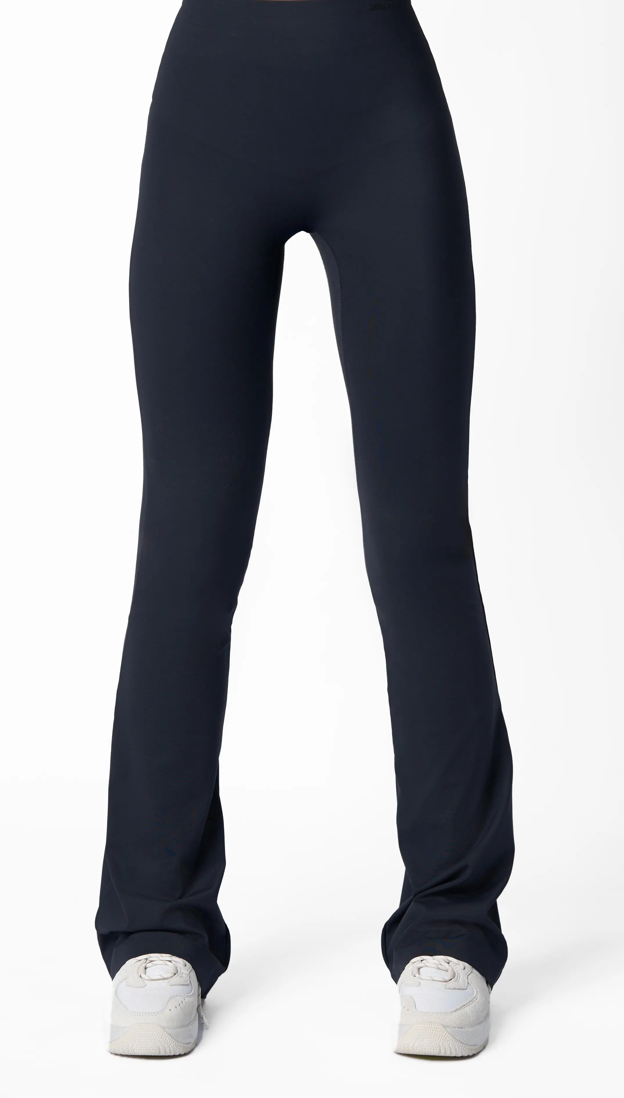 LUXELIFT FLARED PANT