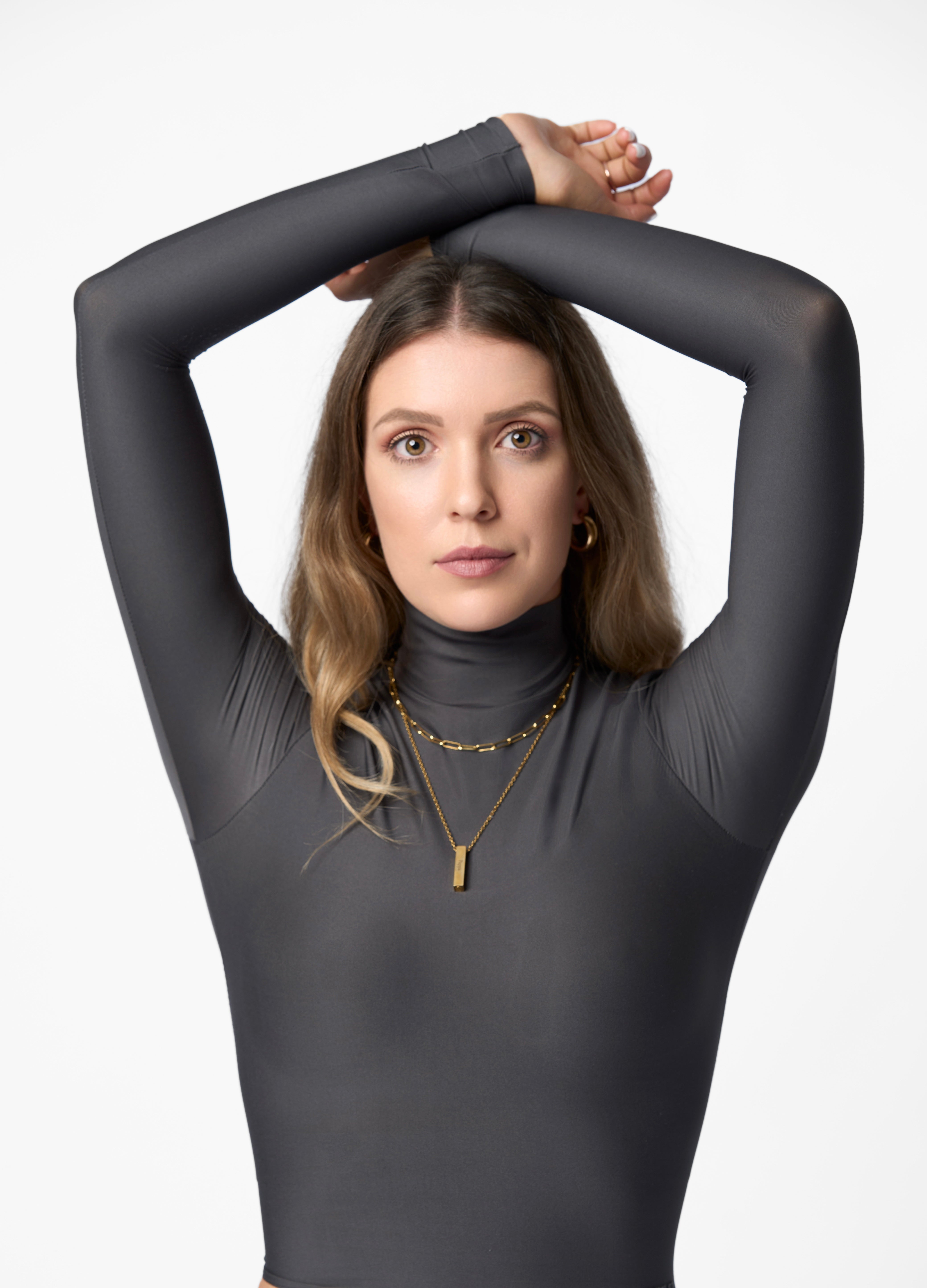 ZURALUX LONG SLEEVE TOP image 3