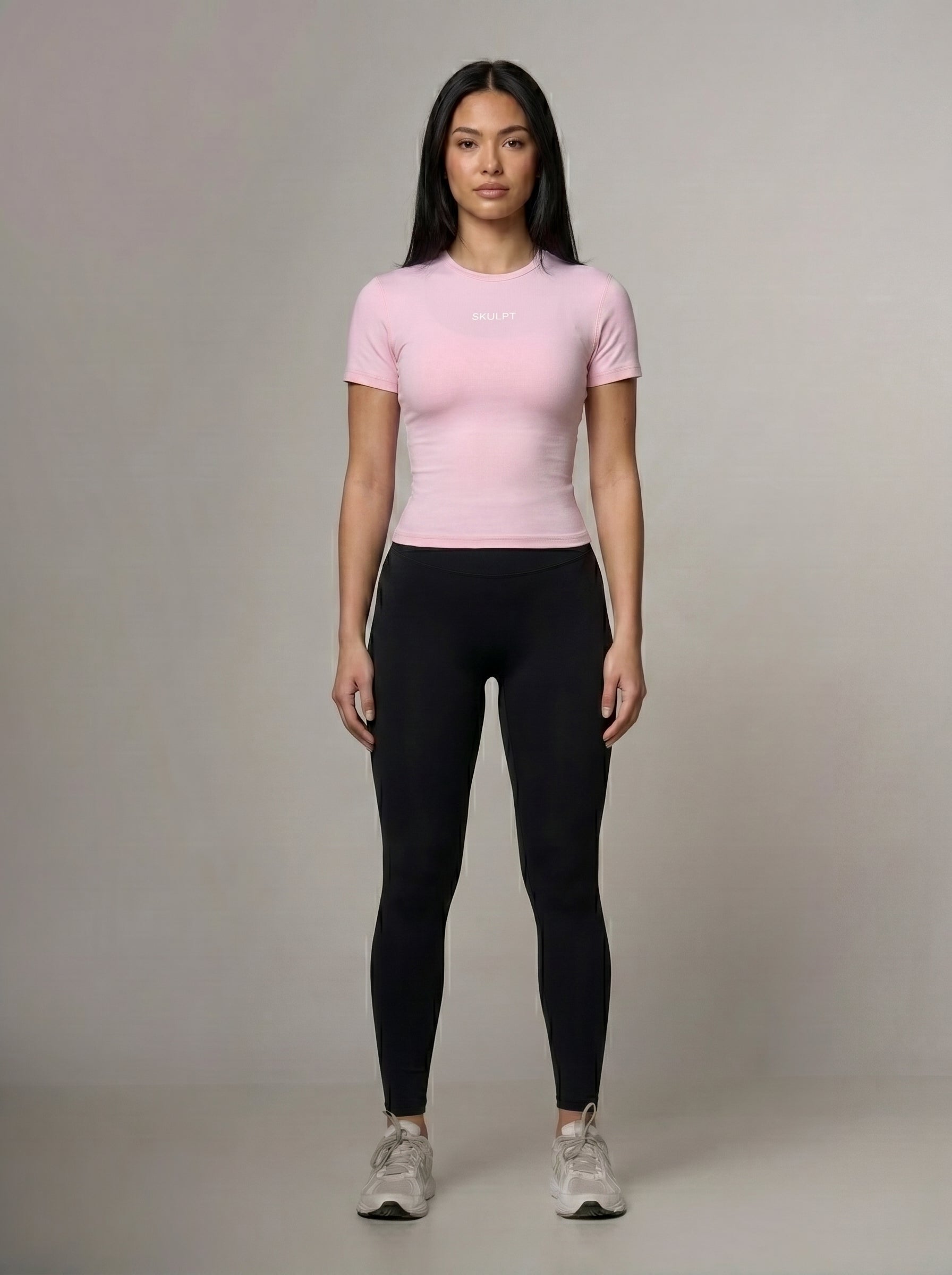 ESSENTIAL T-SHIRT